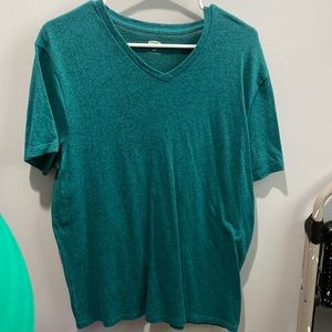 Old navy large mens Tee